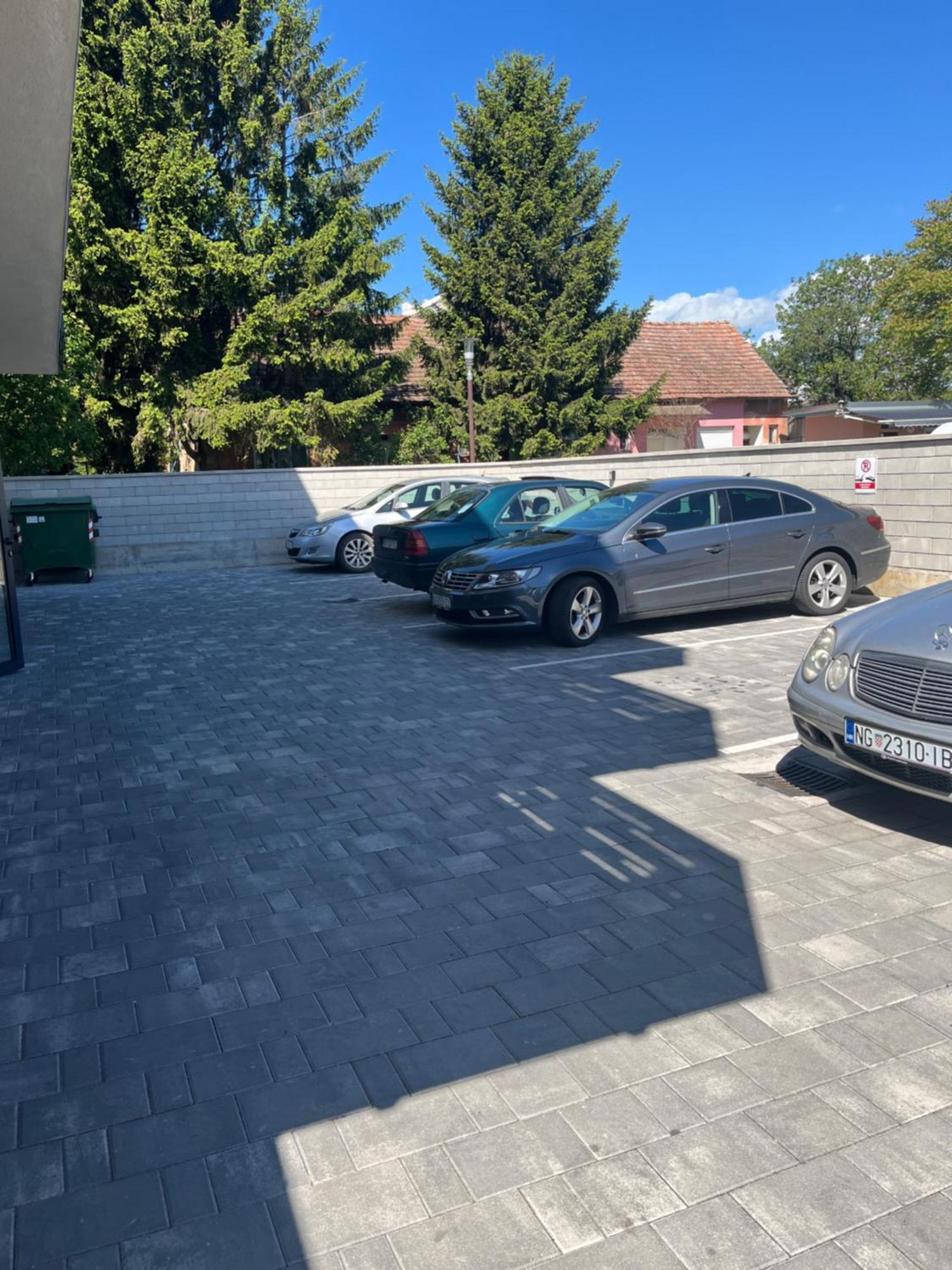 Apartman Sandra Nova Gradiska Exterior foto